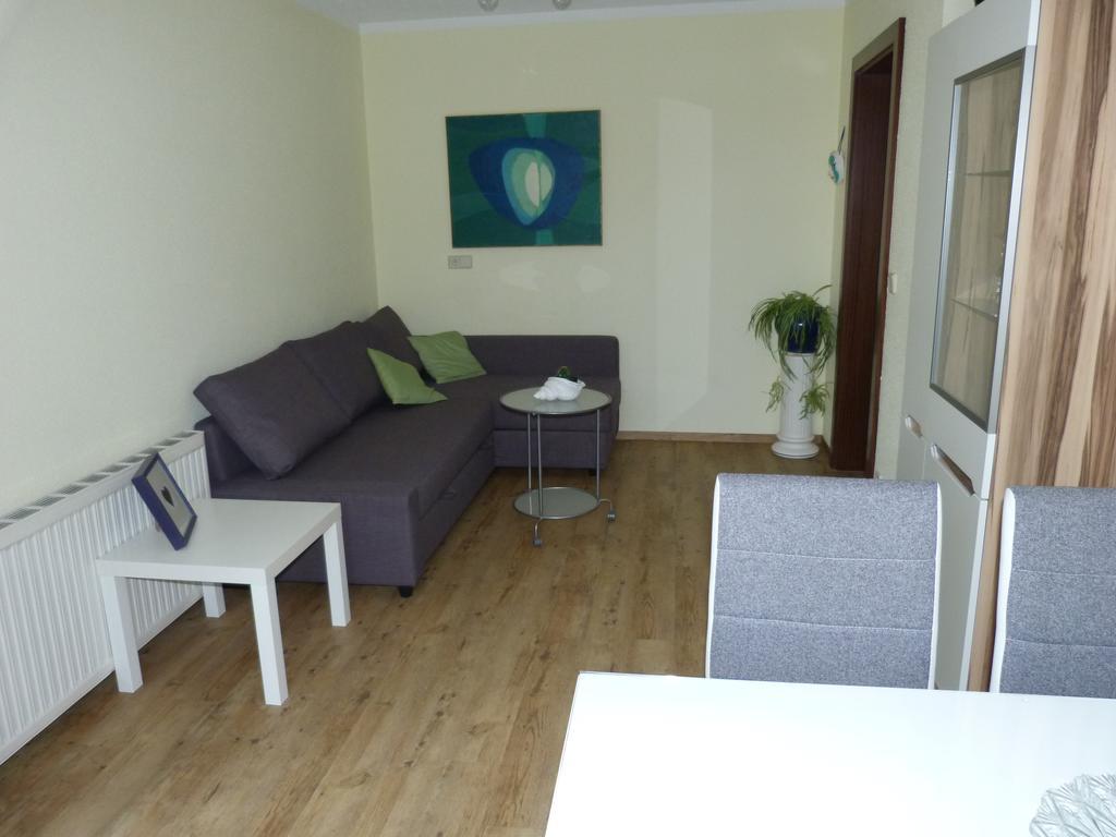 Ferienhaus Bluemel Inkl. Freier Strandbadeintritt 沃尔特湖畔韦尔登 外观 照片